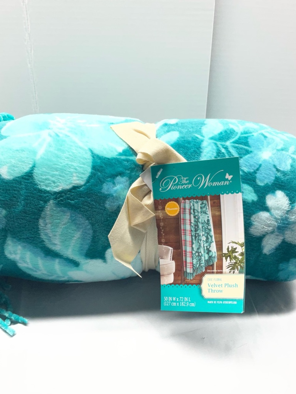 The Pioneer Woman Teal Floral Velvet Plush Throw